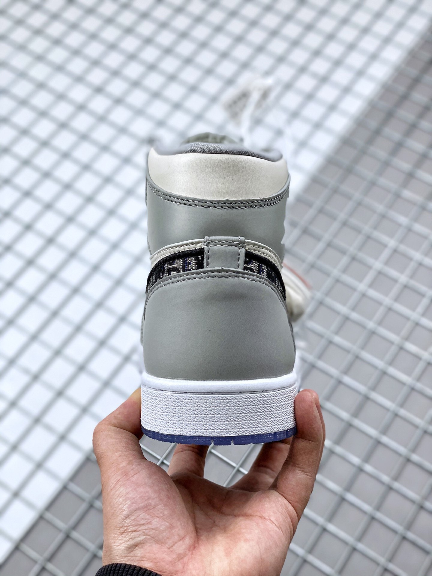 Jordan/Air Jordan [Real Mark] aj1 AJ1 Jordan 1 Generation Joe 1 Low-Group Series Air Jordan 1 Low University Gold Item No.: 553558-611 Joe 1 Low-Group White Red 39-459 - Image 2